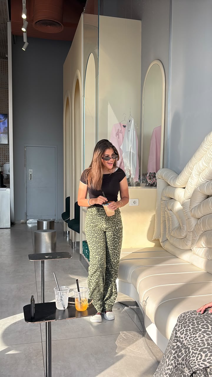 Leopard-Print Wide-Leg Jeans | EVO